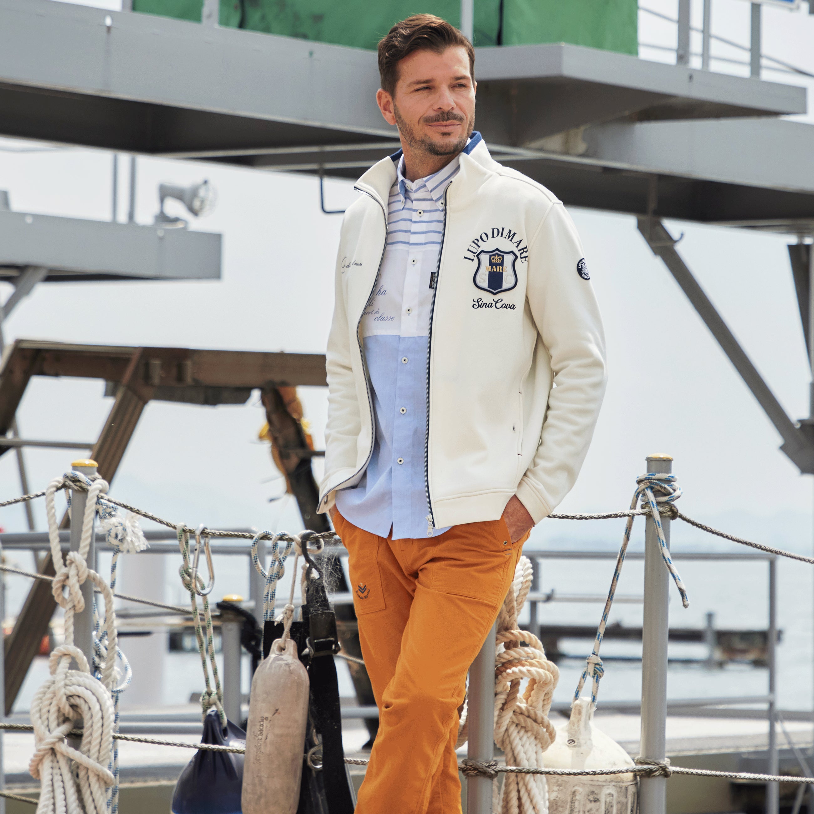 無褶錐形褲 25215010