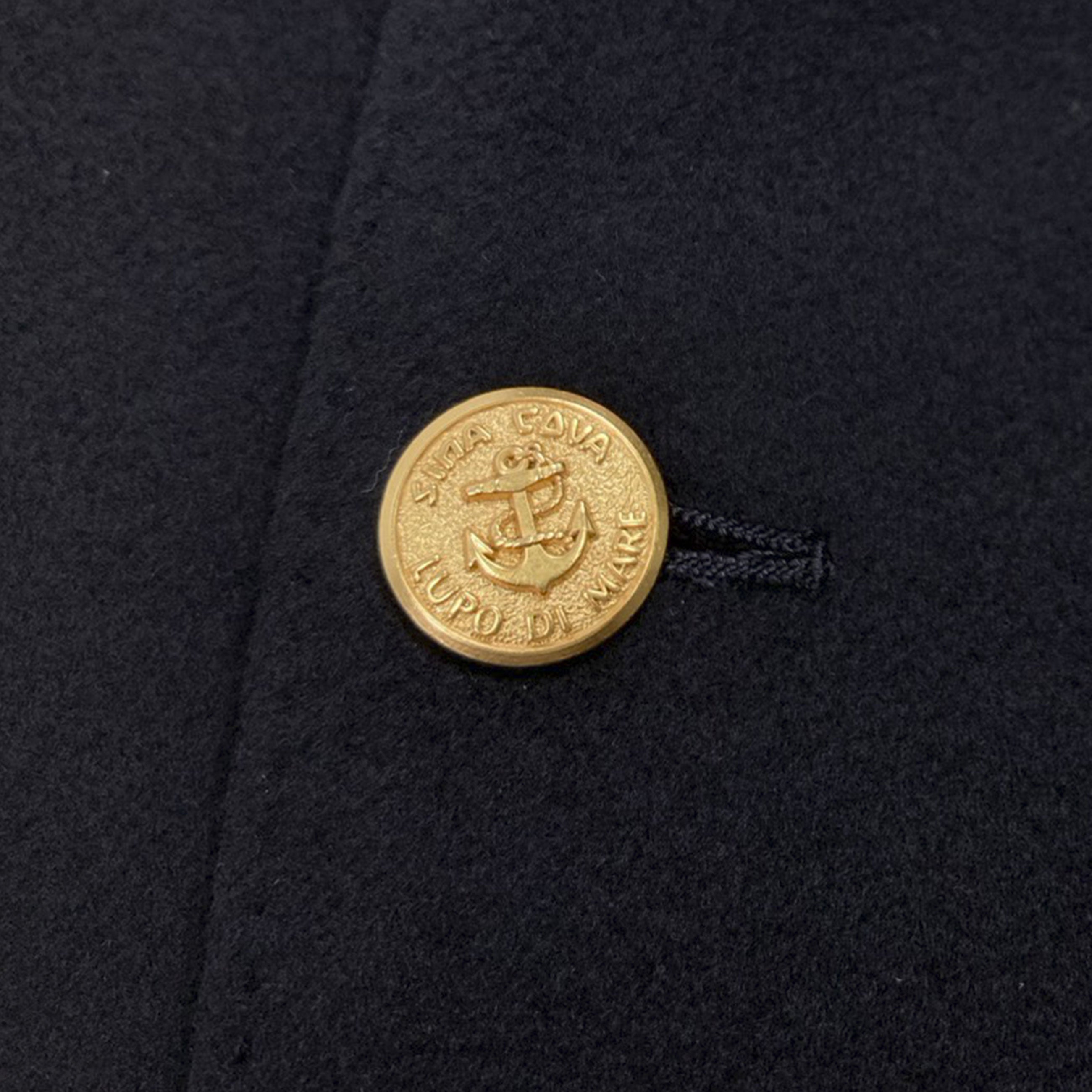 採用 Loro Piana 面料 25223063 製成的夾克