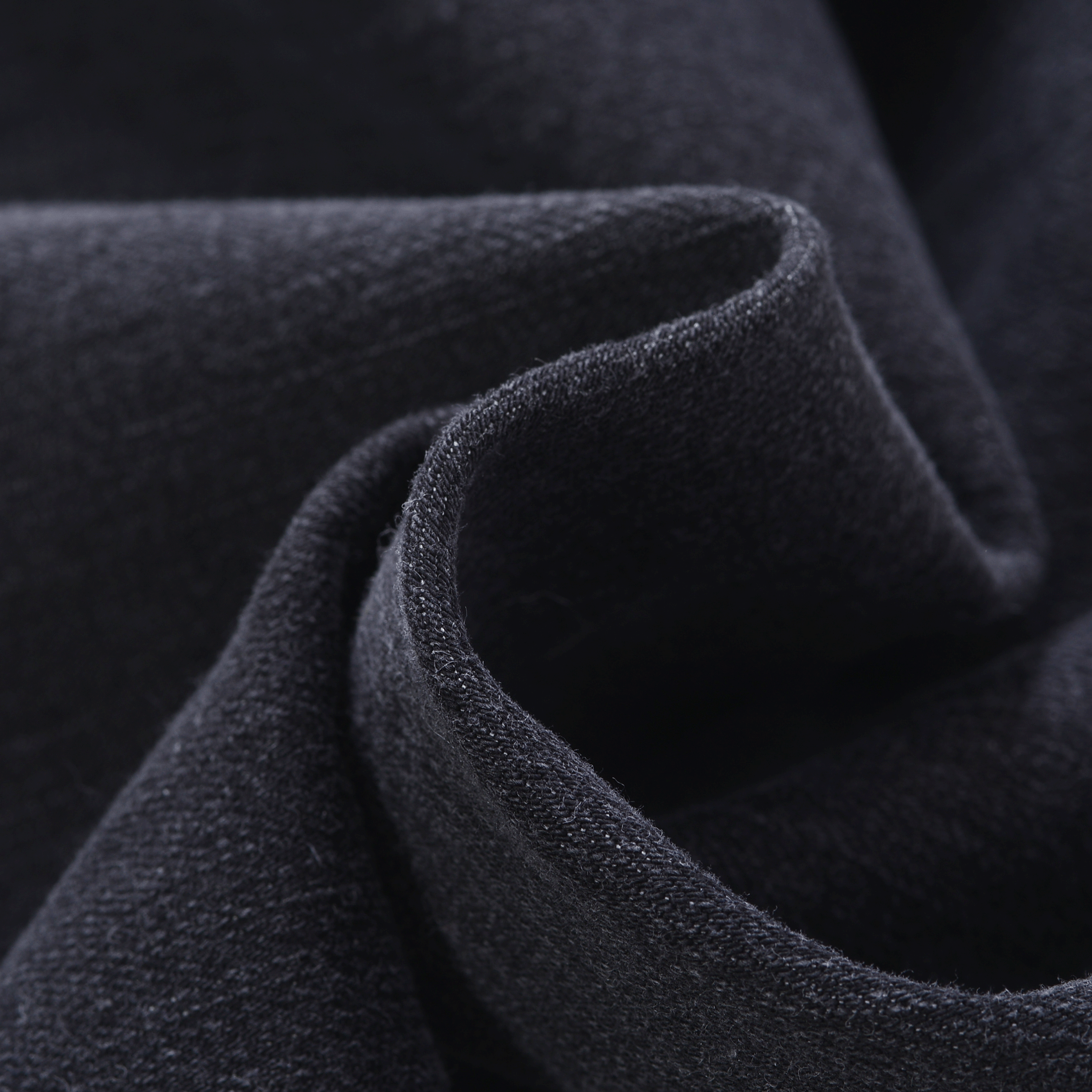 ノータックテーパードデニムパンツ 25225010