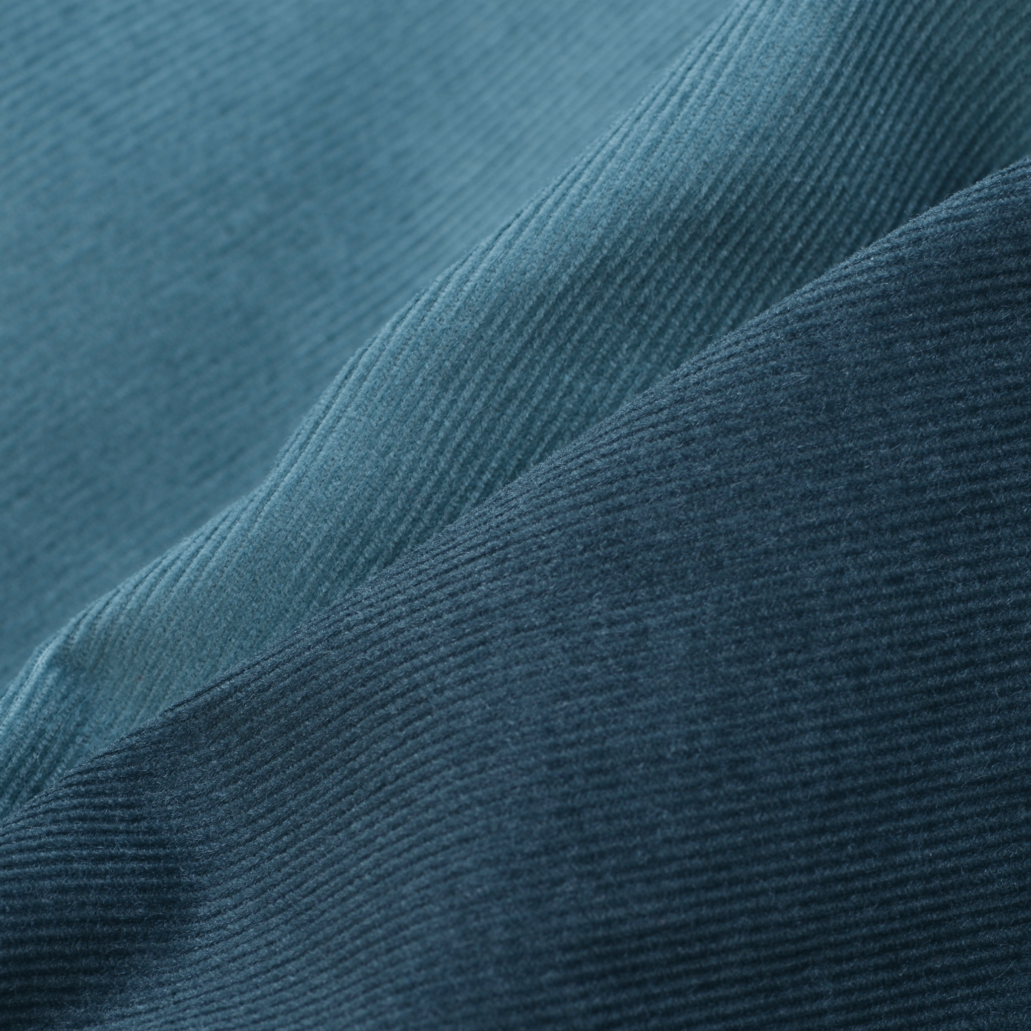 Long-sleeved button-down shirt 25224060