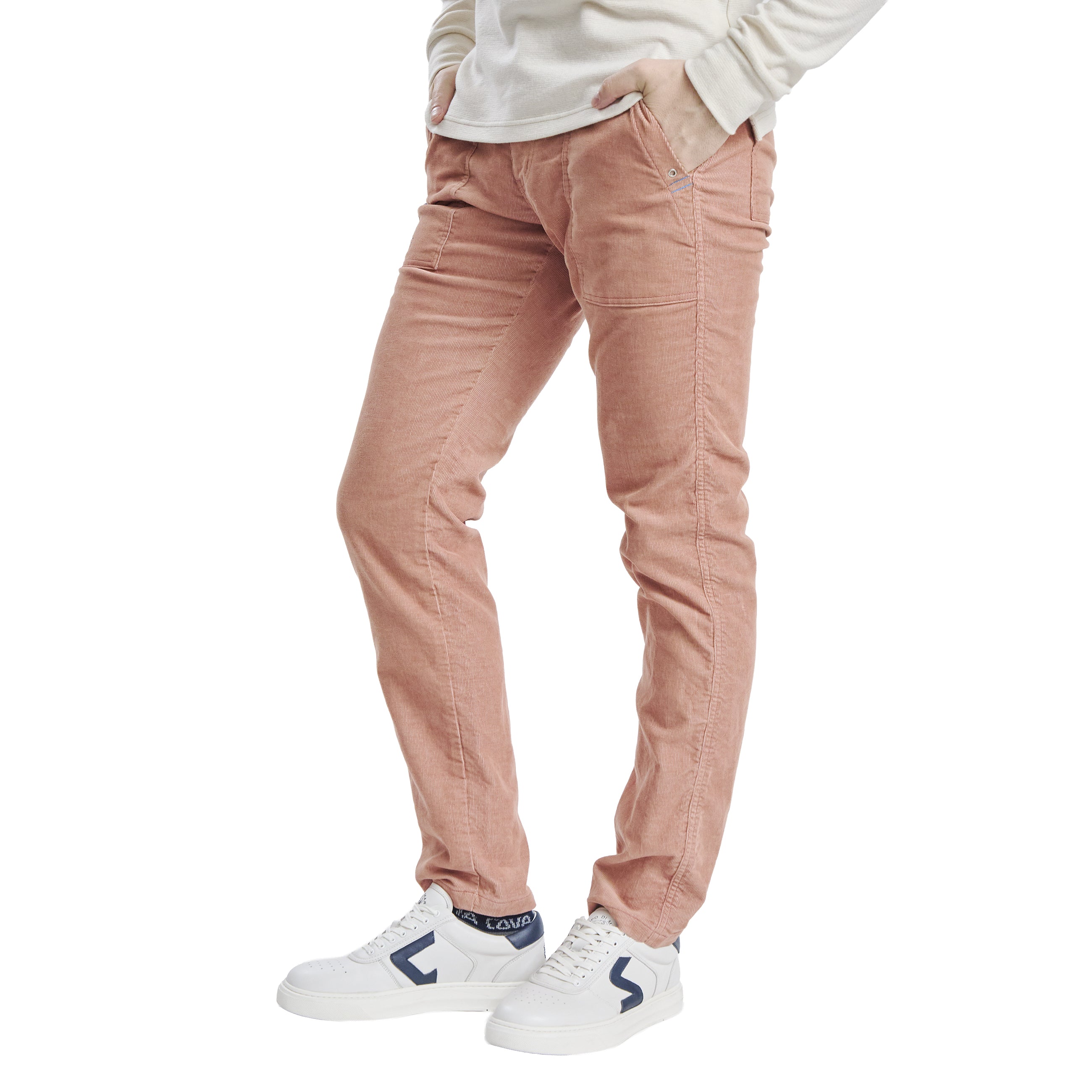 ノータックテーパードパンツ 26215010